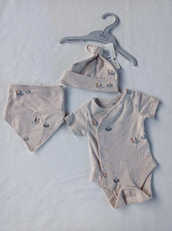 komplet 3ks - zavinovací body, čepice a nákrčník - M&S
