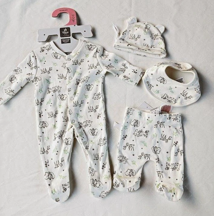 komplet pro miminko - Disney pro Primark