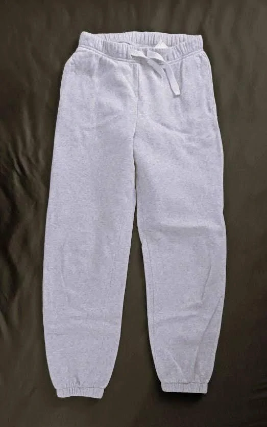silnější tepláky - H&M