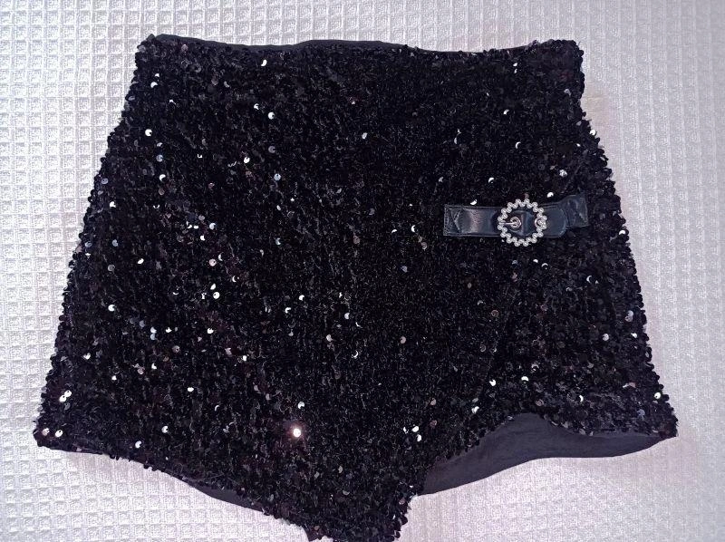 Dívčí černé flitrované kraťasy vel. 164 - River Island