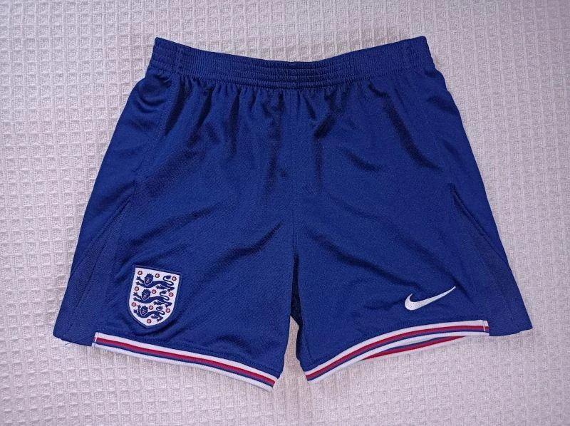 Chlapecké sportovní kraťasy, vel. 122–128 - Nike