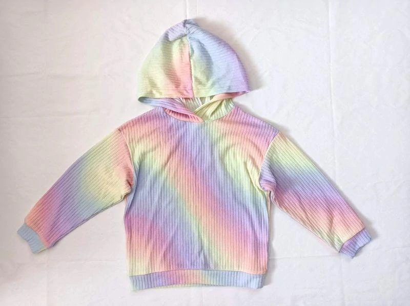 Dívčí duhové triko/mikina s kapucí – velikost 128 - H&M