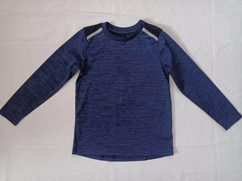 Chlapecké modré sportovní triko – velikost 6–7 let - Dunnes
