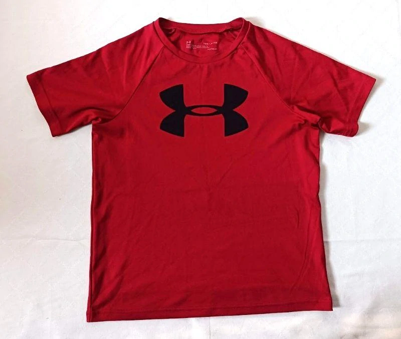 Chlapecké červené sportovní triko, cca 122-128 - Under Armour