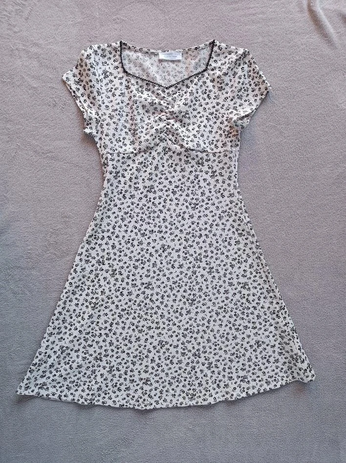 letní šaty nemačkavé - Primark