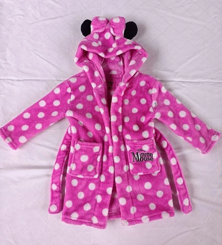 chlupatý puntíkovaný župan Minnie - Primark