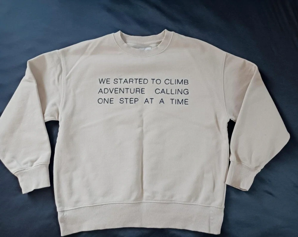 mikina přes hlavu - Zara