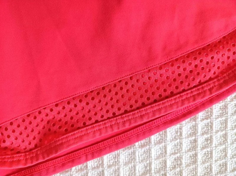 Sportovní kraťasy, korálově růžové, vel. S - Adidas 