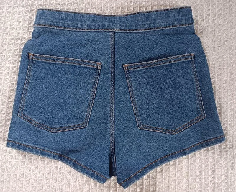 Vysoké džínové kraťasy, vel. 38 - Topshop